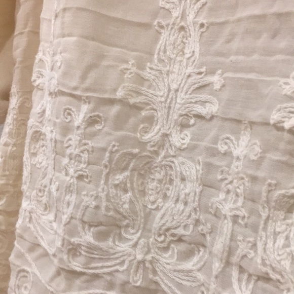 Blouse - Picture 2 of 7